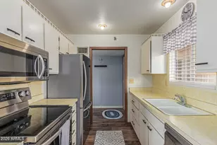 9806 W Lancaster Dr, Sun City, AZ 85351 - Photo 6