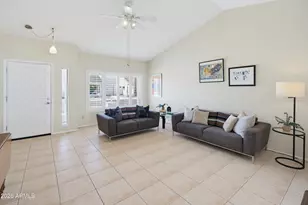 3302 E Wescott Dr, Phoenix, AZ 85050 - Photo 4