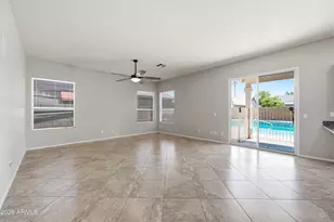 7751 W Maui Ln, Peoria, AZ 85381 - Photo 12