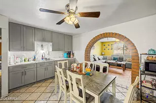 3405 W Sunnyside Ave, Phoenix, AZ 85029 - Photo 4