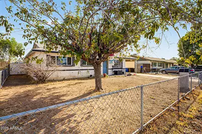 3405 W Sunnyside Avenue, Phoenix, AZ 85029 - Photo 2