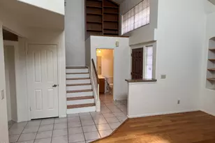 25 W La Vieve Ln, Tempe, AZ 85284 - Photo 2