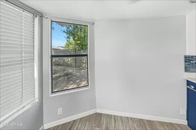 8803 W Diana Avenue, Peoria, AZ 85345 - Photo 6