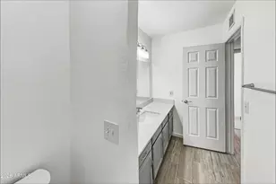 8803 W Diana Ave, Peoria, AZ 85345 - Photo 20