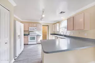 16036 N 11th Ave, Phoenix, AZ 85023 - Photo 2