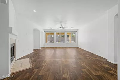 2465 W Quick Draw Way, San Tan Valley, AZ 85144 - Photo 8