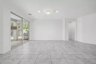 580 W Tallula Trail, San Tan Valley, AZ 85140 - Photo 8