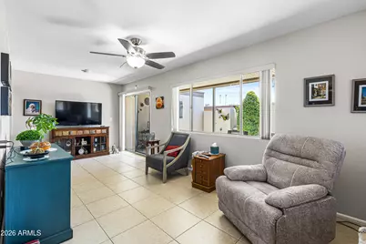 10016 W Hawthorn Drive, Sun City, AZ 85351 - Photo 8
