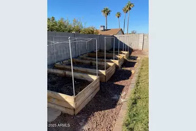 9342 W Mission Lane, Peoria, AZ 85345 - Photo 10