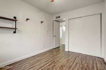 8888 N 47th Avenue #230, Glendale, AZ 85302 - Photo 16