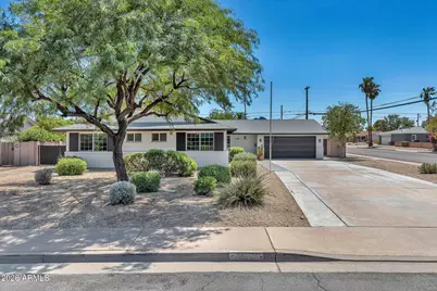 3001 E Cholla Street, Phoenix, AZ 85028 - Photo 1