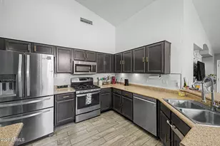 21122 N 80th Ln, Peoria, AZ 85382 - Photo 12