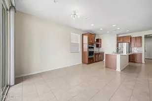 2436 E Saint Catherine Ave, Phoenix, AZ 85042 - Photo 6