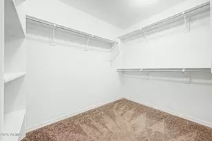 2436 E Saint Catherine Ave, Phoenix, AZ 85042 - Photo 24