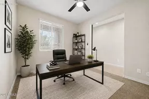 2436 E Saint Catherine Ave, Phoenix, AZ 85042 - Photo 16