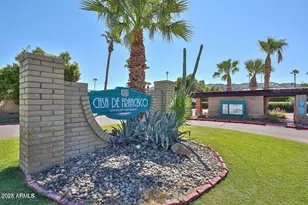 303 E South Mountain Ave, Phoenix, AZ 85042 - Photo 24