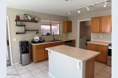 475 W Midland Lane, Gilbert, AZ 85233 - Photo 16