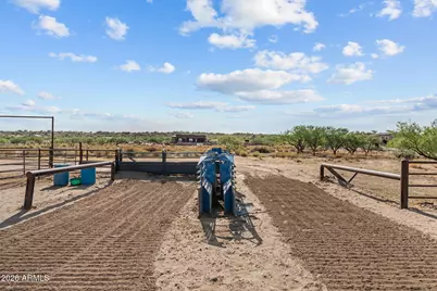 29245 S Buckaroo Road, Congress, AZ 85332 - Photo 38