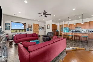 29245 S Buckaroo Rd, Congress, AZ 85332 - Photo 8