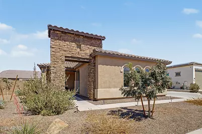 17244 W Loma Lane, Waddell, AZ 85355 - Photo 4