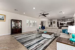 6233 S Rochester Dr, Gilbert, AZ 85298 - Photo 12