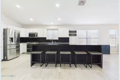 22621 N 34th Lane, Phoenix, AZ 85027 - Photo 2