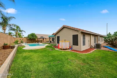 10414 W Daley Lane, Peoria, AZ 85383 - Photo 30