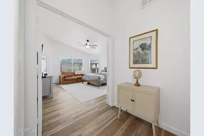 10414 W Daley Lane, Peoria, AZ 85383 - Photo 20