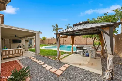 10414 W Daley Lane, Peoria, AZ 85383 - Photo 28