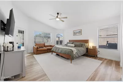 10414 W Daley Lane, Peoria, AZ 85383 - Photo 16