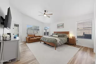 10414 W Daley Ln, Peoria, AZ 85383 - Photo 16