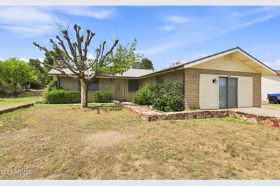 8738 S Sharps Road, Globe, AZ 85501 - Photo 2