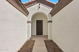 2132 E Redwood Dr, Chandler, AZ 85286 - Photo 6