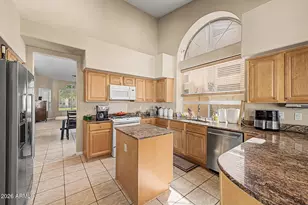 5426 E Anderson Dr, Scottsdale, AZ 85254 - Photo 2