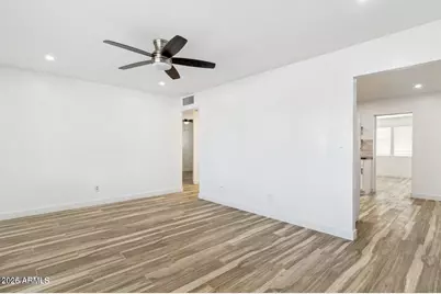 11135 W Florida Avenue, Youngtown, AZ 85363 - Photo 6