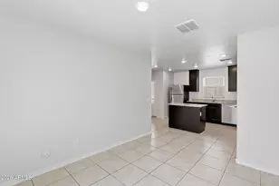 3933 S 82nd Dr, Phoenix, AZ 85043 - Photo 14