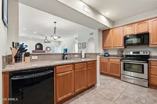 3935 E Rough Rider Road E, Phoenix, AZ 85050 - Photo 18