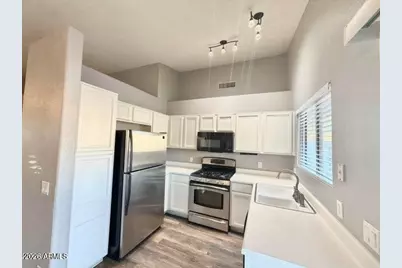 16130 W Jackson Street, Goodyear, AZ 85338 - Photo 8
