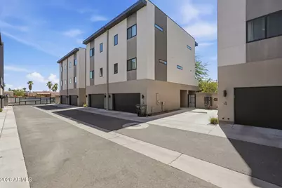 2727 E Thomas Road #5, Phoenix, AZ 85016 - Photo 2