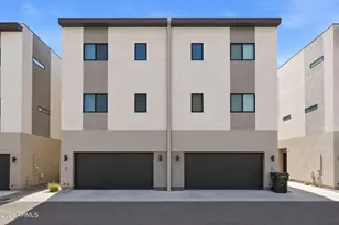 2727 E Thomas Rd, Phoenix, AZ 85016 - Photo 1