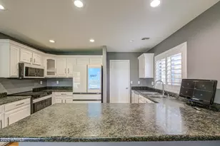 23640 W Grove St, Buckeye, AZ 85326 - Photo 4