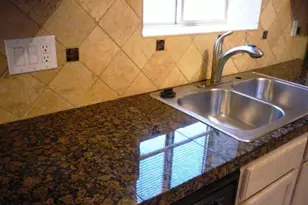 4827 E Mossman Rd, Phoenix, AZ 85054 - Photo 4