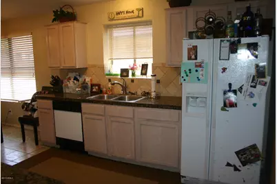 4827 E Mossman Road, Phoenix, AZ 85054 - Photo 2