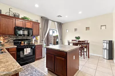 9932 W Chipman Road, Tolleson, AZ 85353 - Photo 14