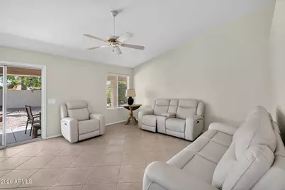 10209 E Coopers Hawk Drive, Sun Lakes, AZ 85248 - Photo 6