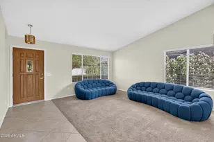 10209 E Coopers Hawk Dr, Sun Lakes, AZ 85248 - Photo 2
