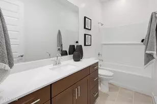 15053 W Desert Hollow Dr, Surprise, AZ 85387 - Photo 20