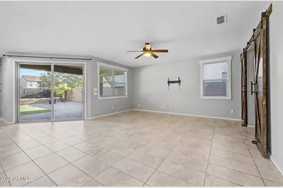 1041 W Glen Canyon Drive, San Tan Valley, AZ 85140 - Photo 14