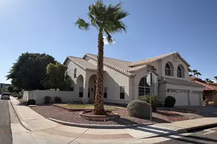 402 N Rita Ln, Chandler, AZ 85226 - Photo 2