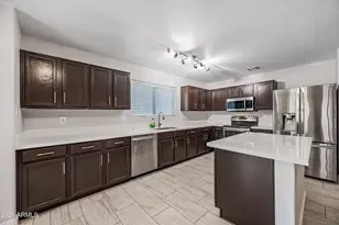 6672 S Vernon Dr, Chandler, AZ 85249 - Photo 12